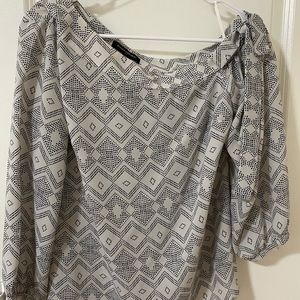 Casual blouse with design